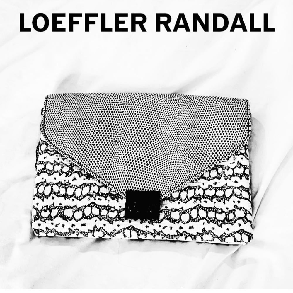 LOEFFLER RANDALL ANIMAL PRINT ENVELOPE CHAIN CROSSBODY X CLUTCH BLACK X WHITE